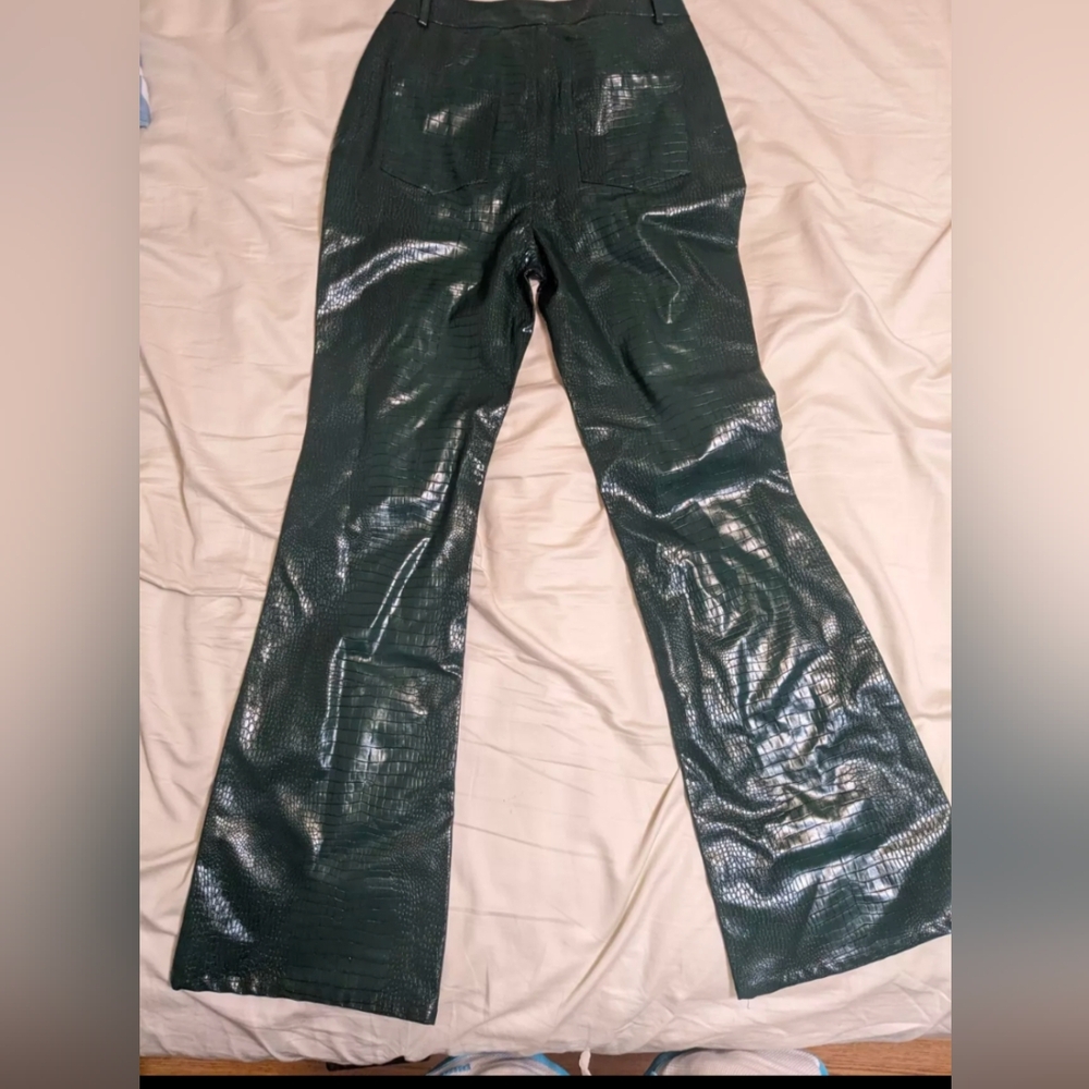 Faux Leather Alligator Skin Pants Size 4